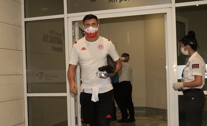 Antalyaspor’un İstanbul Yolculuğu Başladı