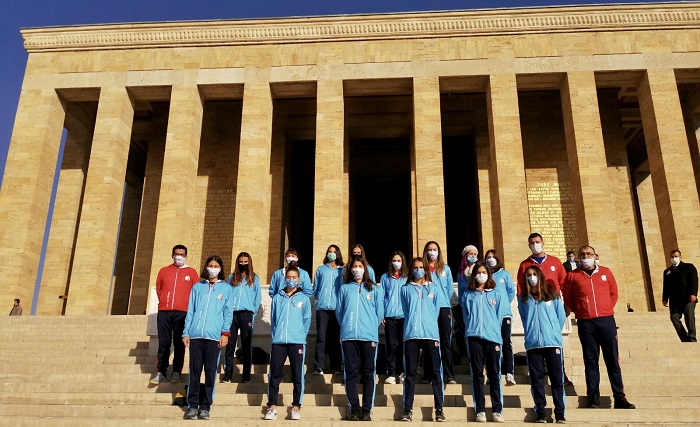 Voleybol Takımından Anıtkabir’e Ziyaret