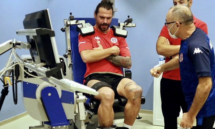 Antalyaspor İzokinetik Testten Geçti