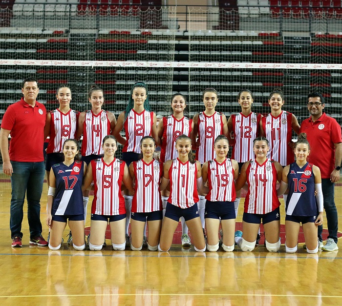 Voleybolda Galibiyet Yine Yok