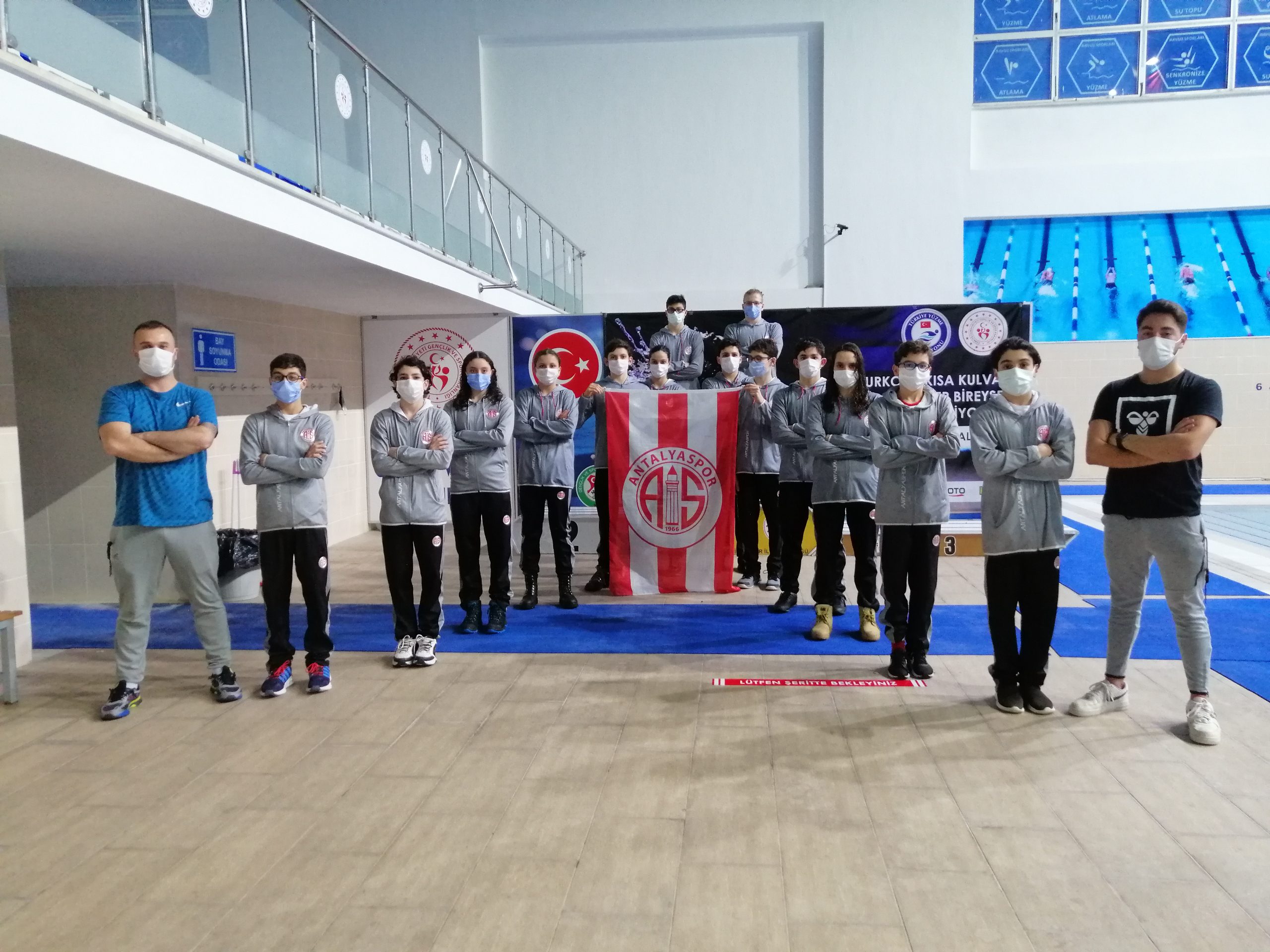 Antalyaspor’un Yüzücülerinden Yeni Rekorlar Geldi