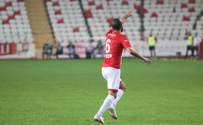 Eren Albayrak Antalyaspor’dan Ayrıldı