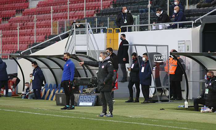 Yanal: “Her Maçı Kazanmak İçin Çıkacağız”