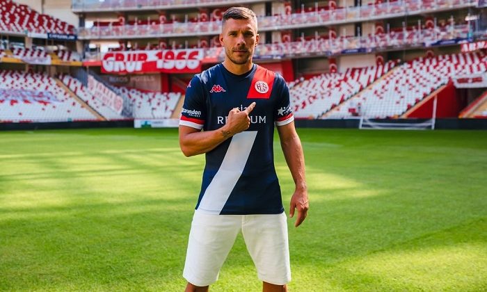 Dört Oyuncu İle Yollar Ayrılıyor