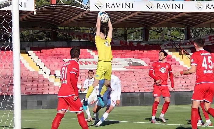 Antalyaspor’dan Kaleye Genç Takviyesi