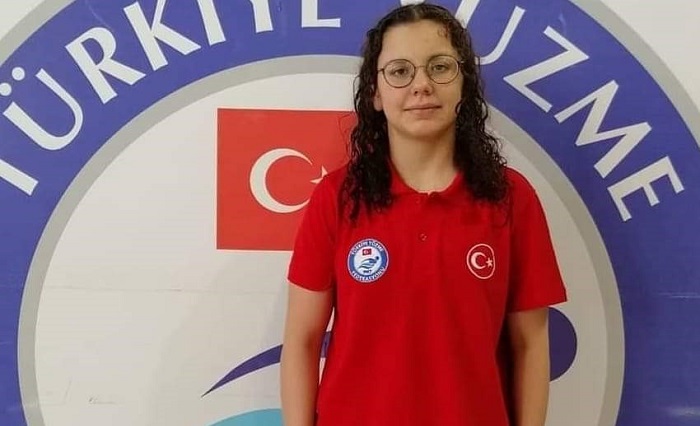 Süpürgeci Milli Takım İçin Kulaç Attı