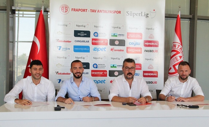 İç Transferde Üç Oyuncu İle Sözleşme İmzalandı