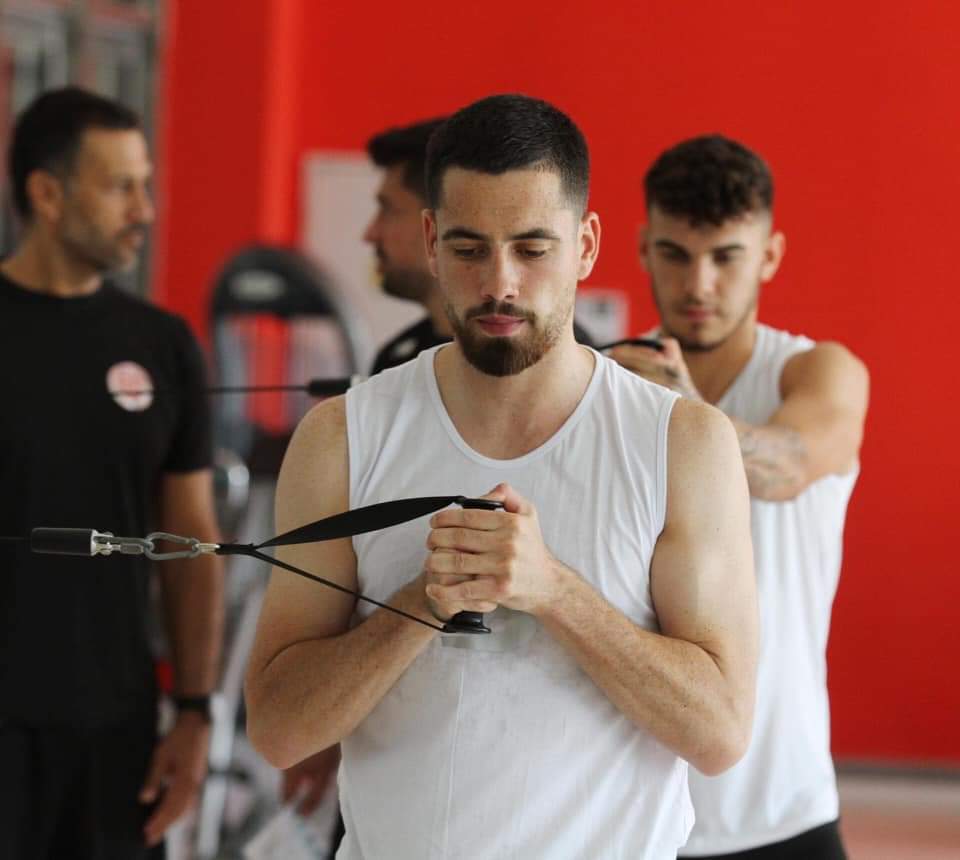 Günün İlk Çalışması Salonda Yapıldı