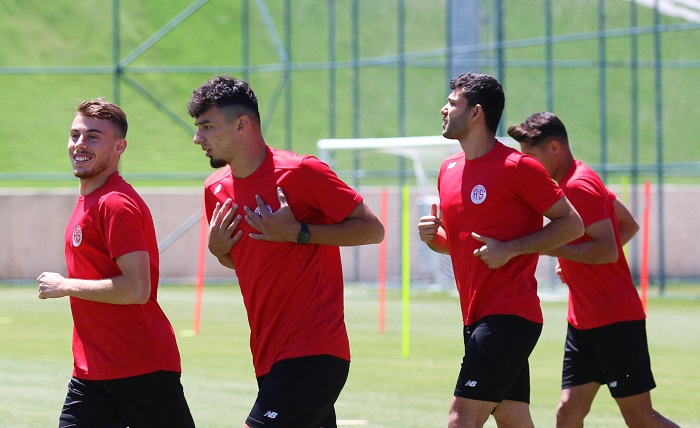 Antalyaspor’un Erzurum Kampı Başladı