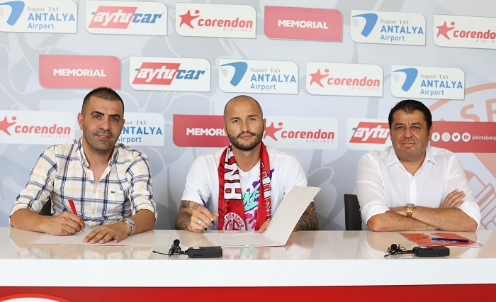 Antalyaspor Kudriashov İle Nikah Tazeledi