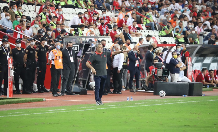 Yanal: “Mağlubiyetin Sorumlusu Benim”