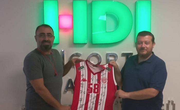Voleybol Takımına Yeni Sponsor
