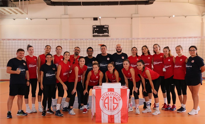 Voleybolda Yeni Sezon Açılışı Gerçekleştirildi