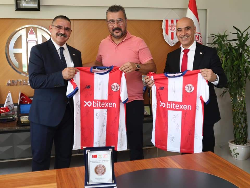 Aziz Çetin KKTC Heyetini Ağırladı