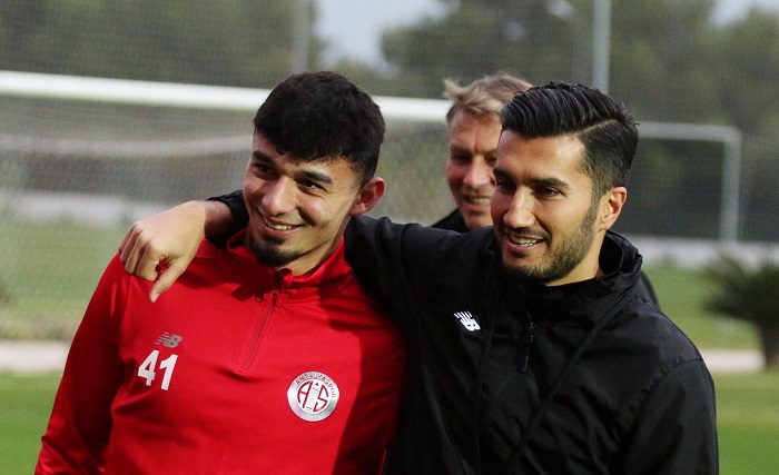 Antalyaspor Günü Çift İdmanla Noktaladı