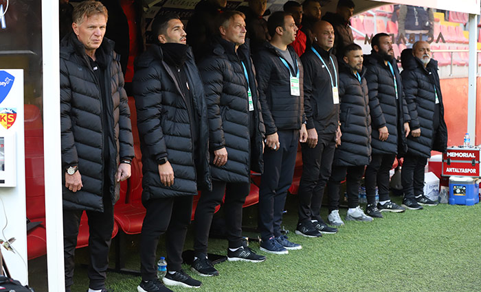 Groenendijk: “Maça Yarım Saat Sonra Çıkmış Gibiydik”