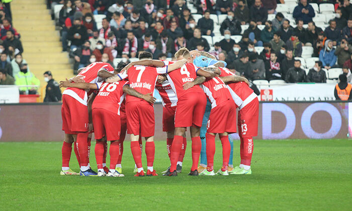 Groenendijk: “Oyuncularımız Harika Bir Duruş Sergiledi”