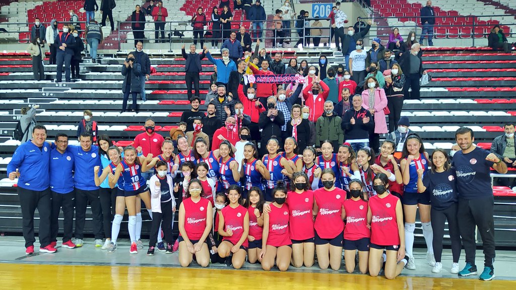 Filenin Akrepleri Denizli Voleybol’u Mağlup Etti