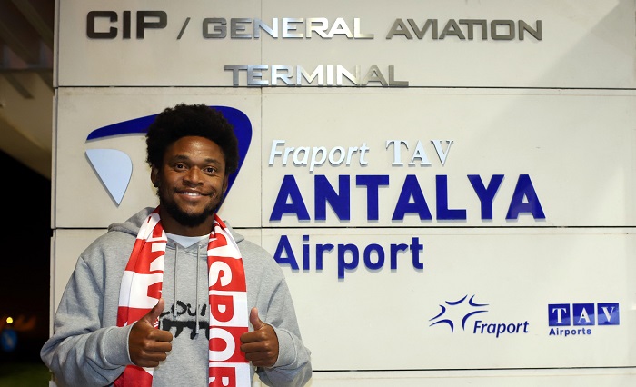 Luiz Adriano Transferi Resmen Açıklandı