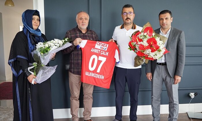 Anneler Günü’nde Duygulandıran Ziyaret