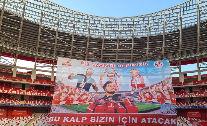 Antalyaspor’da Pankart Huzursuzluğu