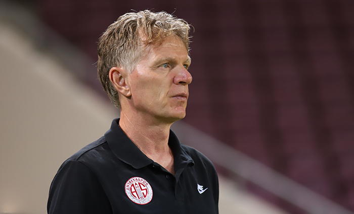 Groenendijk: “Rakip Cezamızı Kesti”
