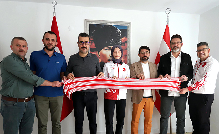 Başarılı Sporcu Antalyaspor İçin Mücadele Edecek