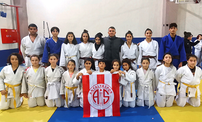 Judo Takımı Denizli’de Kampa Katıldı