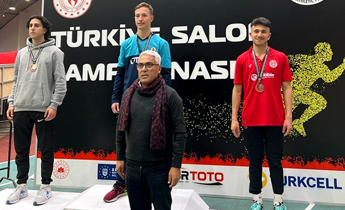 Genç Atletler Bursa’da Kürsüye Çıktı