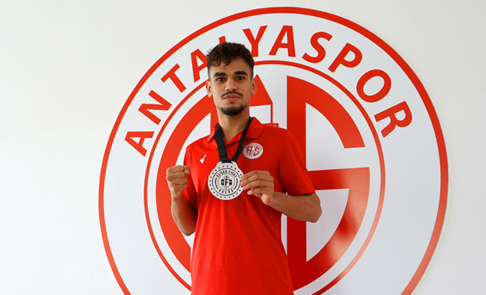 Kick Boks’ta Denizli’de İkincilik Geldi