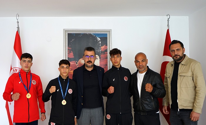 Altın Eldivenlerden Aziz Çetin’e Ziyaret