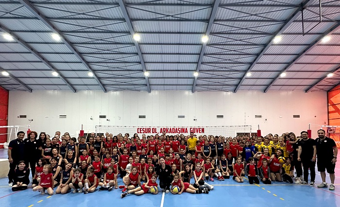 Antalyaspor Voleybol Şenliğinde Buluştu