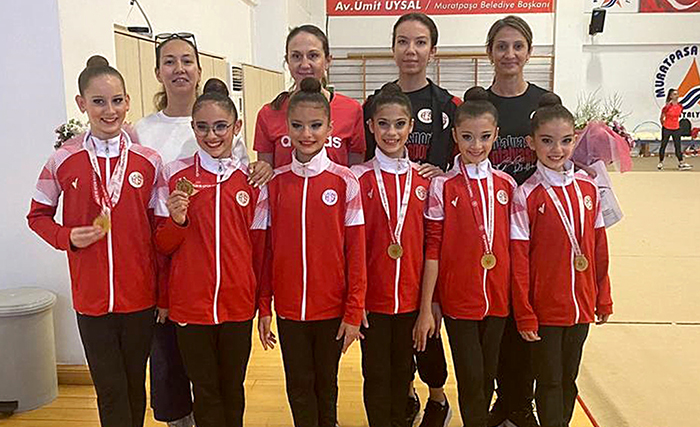 Cimnastikçiler Kupaya Uzandı