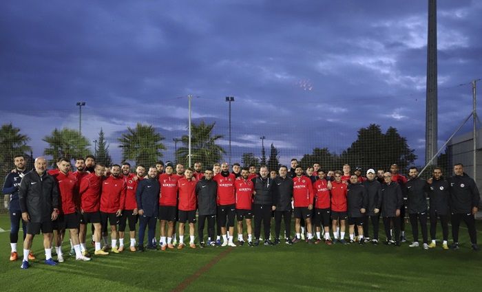 Sergen Yalçın İlk Antrenmanına Çıktı