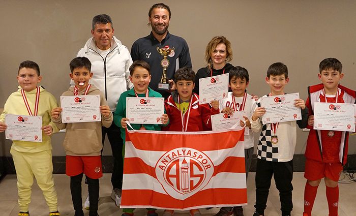 Futbol Okulları Gelişim ve Kış Kampı Tamamlandı