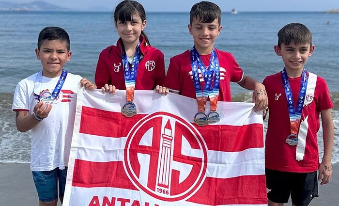 Antalyaspor’un Minikleri Alanya’da Kürsüye Çıktı