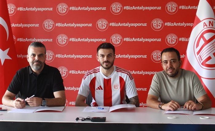 Antalyaspor Genç Kaleciyi Renklerine Bağladı