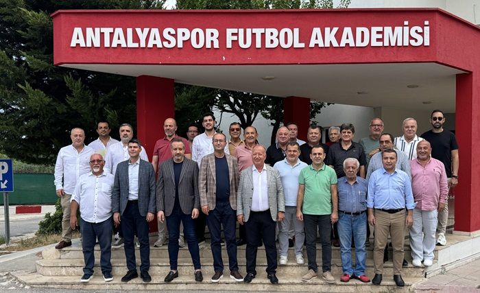 Antalyaspor Vakfı Olağanüstü Genel Kurulu Vakıf Tesislerinde Yapıldı