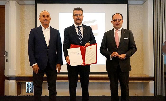 Başkan Aziz Çetin Kosta Rika Fahri Konsolosu Oldu