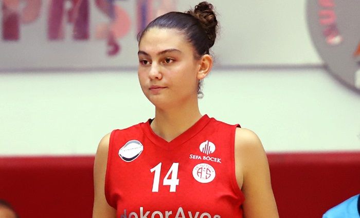 Antalyaspor’un Milli Voleybolcusu Balkan İkincisi
