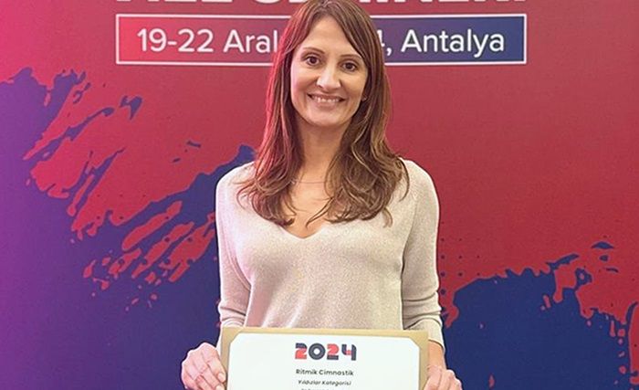 Antrenör Liudmila Sert’e Büyük Onur