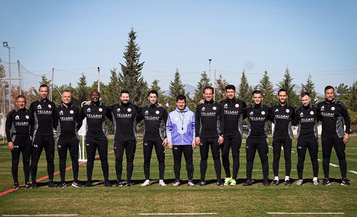Emre Belözoğlu’nun Teknik Ekibi Belli Oldu