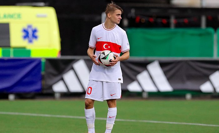 Emre Uzun’a Milli Davet