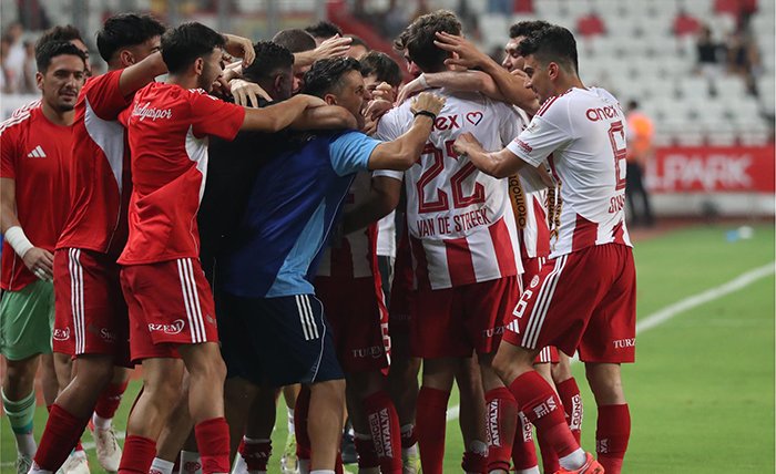 Antalyaspor ve Bursaspor Beş Yıl Sonra Yeniden