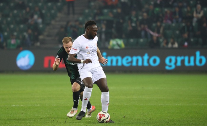 Antalyaspor İlk Yarıya Yenilgiyle Veda Etti