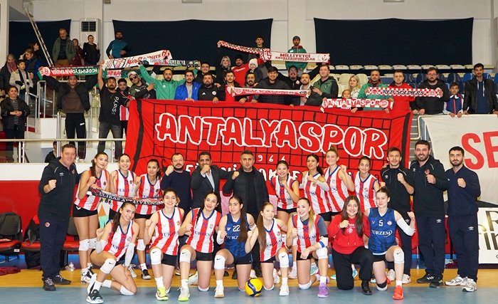 Filenin Akrepleri Sezonu Galibiyetle Kapattı