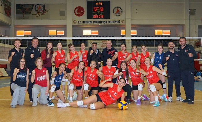 Filenin Akrepleri Galibiyet Serisini Üç Maça Çıkardı