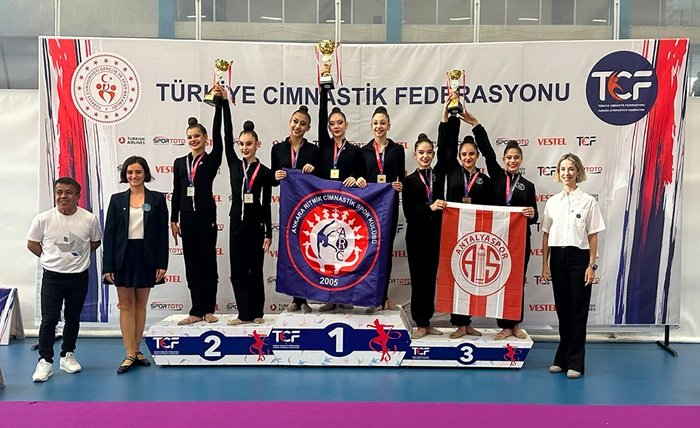Cimnastikçiler Şampiyonada Kürsüye Çıktı