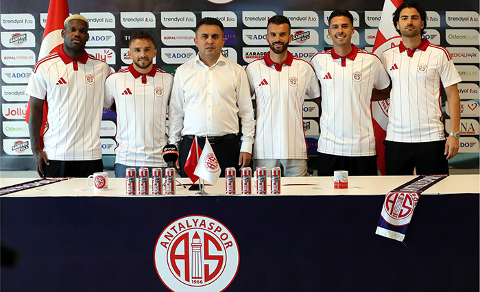 Transferler İçin Toplu İmza Töreni Düzenlendi