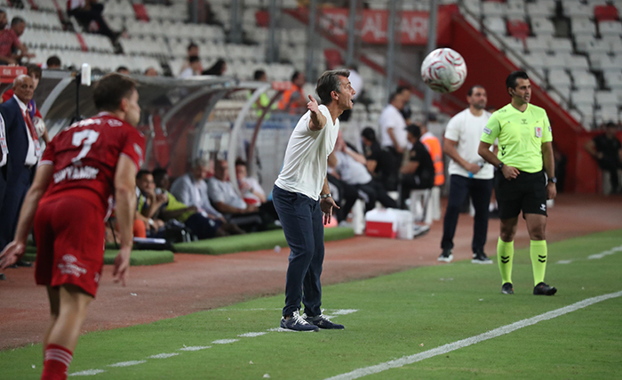 Bülent Korkmaz: “Bu Zorlu Dönemi Aşacağız”
